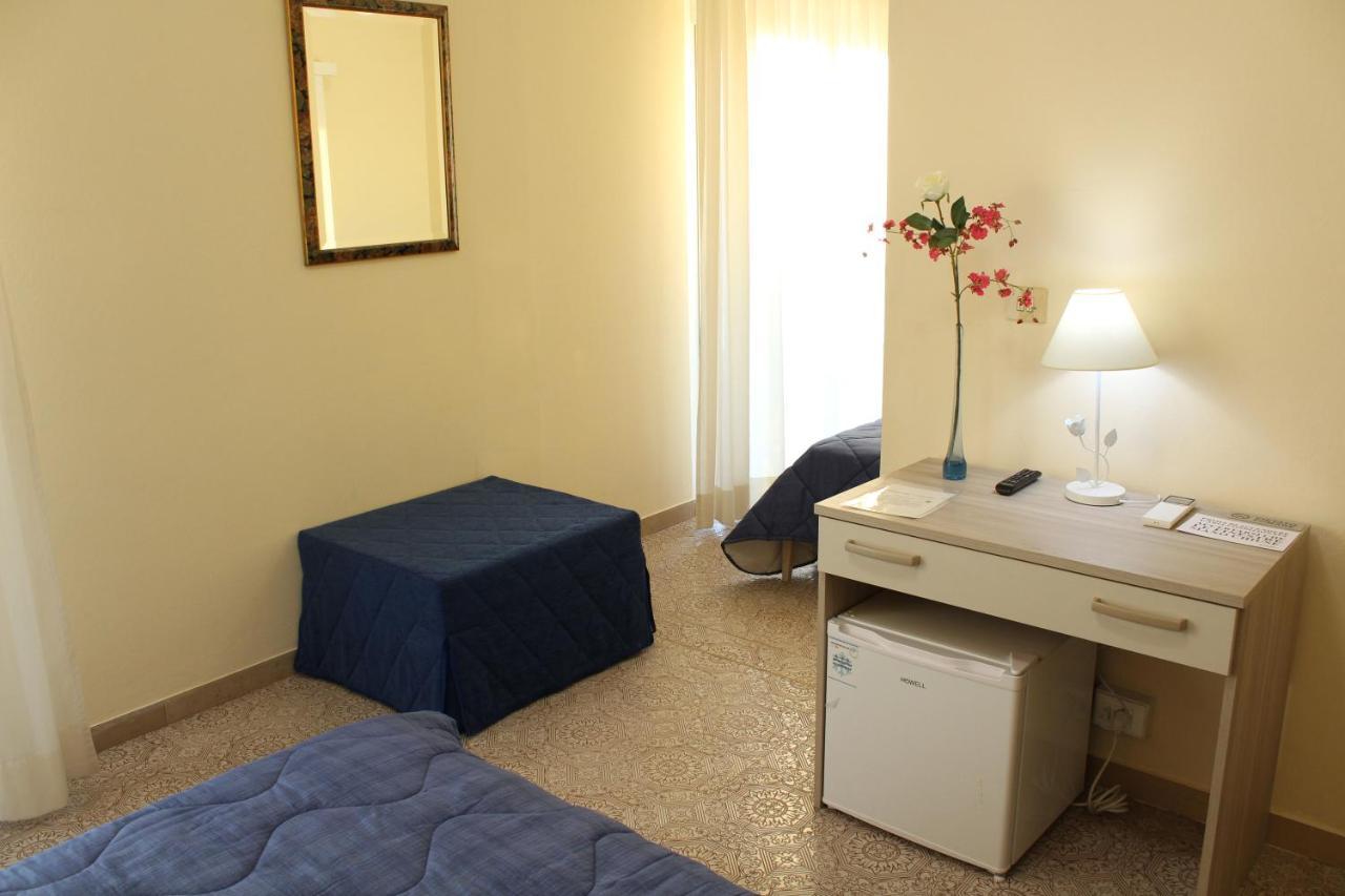 Hotel Luca Lido di Camaiore Ngoại thất bức ảnh