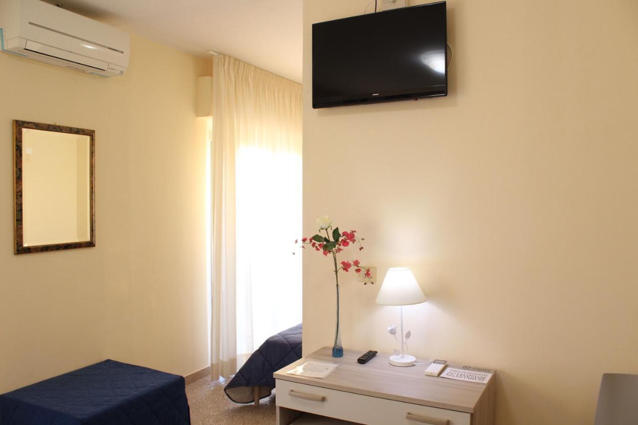 Hotel Luca Lido di Camaiore Ngoại thất bức ảnh