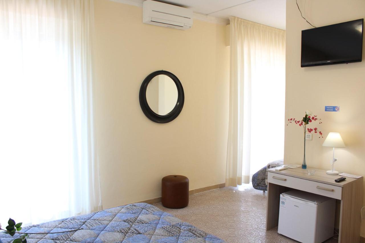 Hotel Luca Lido di Camaiore Ngoại thất bức ảnh